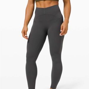 lululemon unlimit tight (align material) nulu 25”.